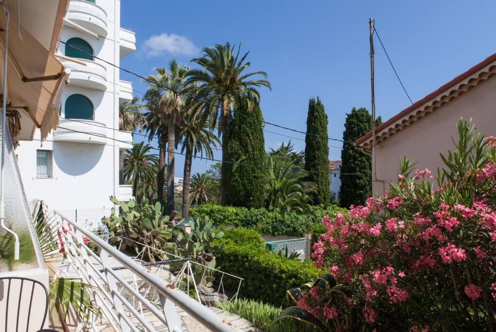 Detente A Juan Les Pins 2 Pieces Climatisee A 500m Des Plages Appartamento Antibes